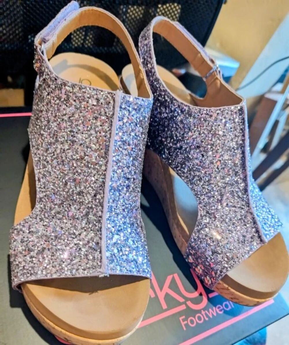Corkys Carley Lavender Chunky Glitter Wedge Heels Size 7